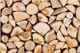 Купить дрова в Киеве и как выбрать их для камина?